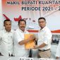 Direktur RSUD Telukkuantan Fahdiansyah Ukup mendaftarkan diri sebagai calon Pilkada di Sekretariat Partai Gerindra Kuansing Kamis (14/11/2019) malam (foto istimewa)
