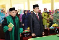 Sekda Dianto Mampanini saat pengambilan sumpah jabatan (Foto Istimewa)