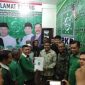 Indra Putra alias Kota dan H.Mursini bakal calon yang mendaftar di PKB Kuansing  tanpa berpasangan (Foto Istimewa)