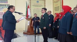 Wakil Ketua IDI Wiayah Riau, DR dr Syamsul Bahri SPOG saat melantik IDI Cabang Kuantan Singingi beberapa pekan lampau (Foto KuansingKita)
