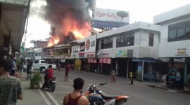 Ruko Jalan Sudirman Pasar Taluk terbakar Sabtu pagi (Foto KuansingKita)