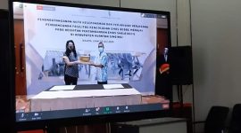 Menyaksikan penandatangan MoU secara virtual (Foto Huas Kuansing)