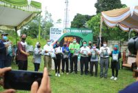 Bupati H.Mursini disela-sela acara launching prduk BUMDes Desa Koto Taluk (Foto dok BUMDes Koto Taluk)