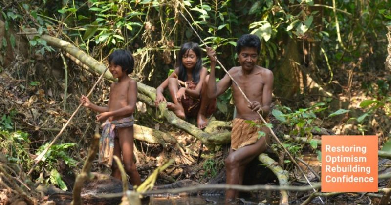Suku Talang Mamak di Taman Nasional Bukit Tiga Puluh (foto Istimewa)