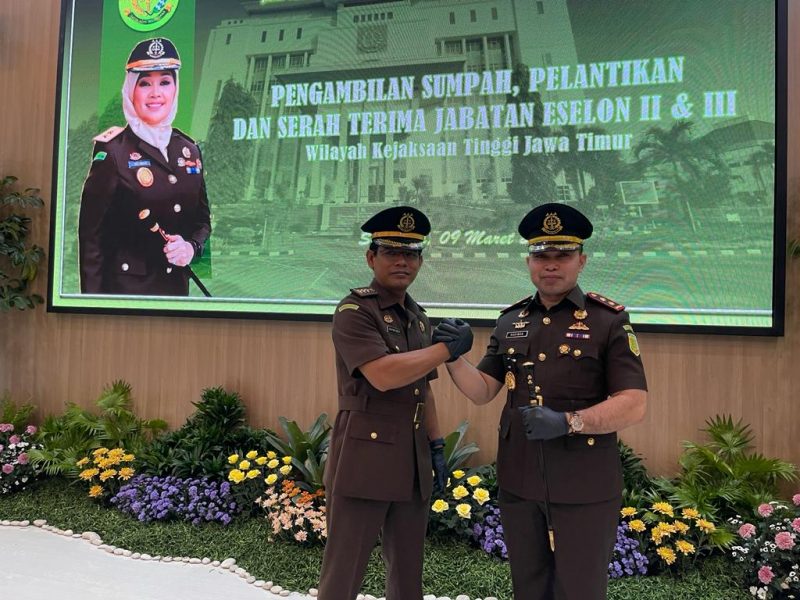 Hadiman usaai pelantikan di Kejati Jawa Timur (Foto Istimewa) 