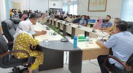 Ratusan Calon P3K Tenga Guru mengadu ke DPRD Kunsing (foto Istimewa)