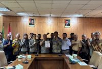 Perwakilan Masyarakat Jake di Direktorat Perkebunan (Foto Dok HPSKS)